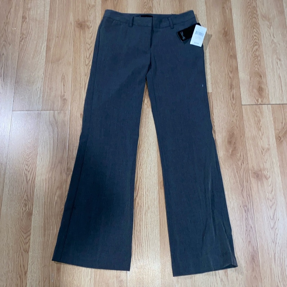 NWT Starcity Women’s gray flare dress pants